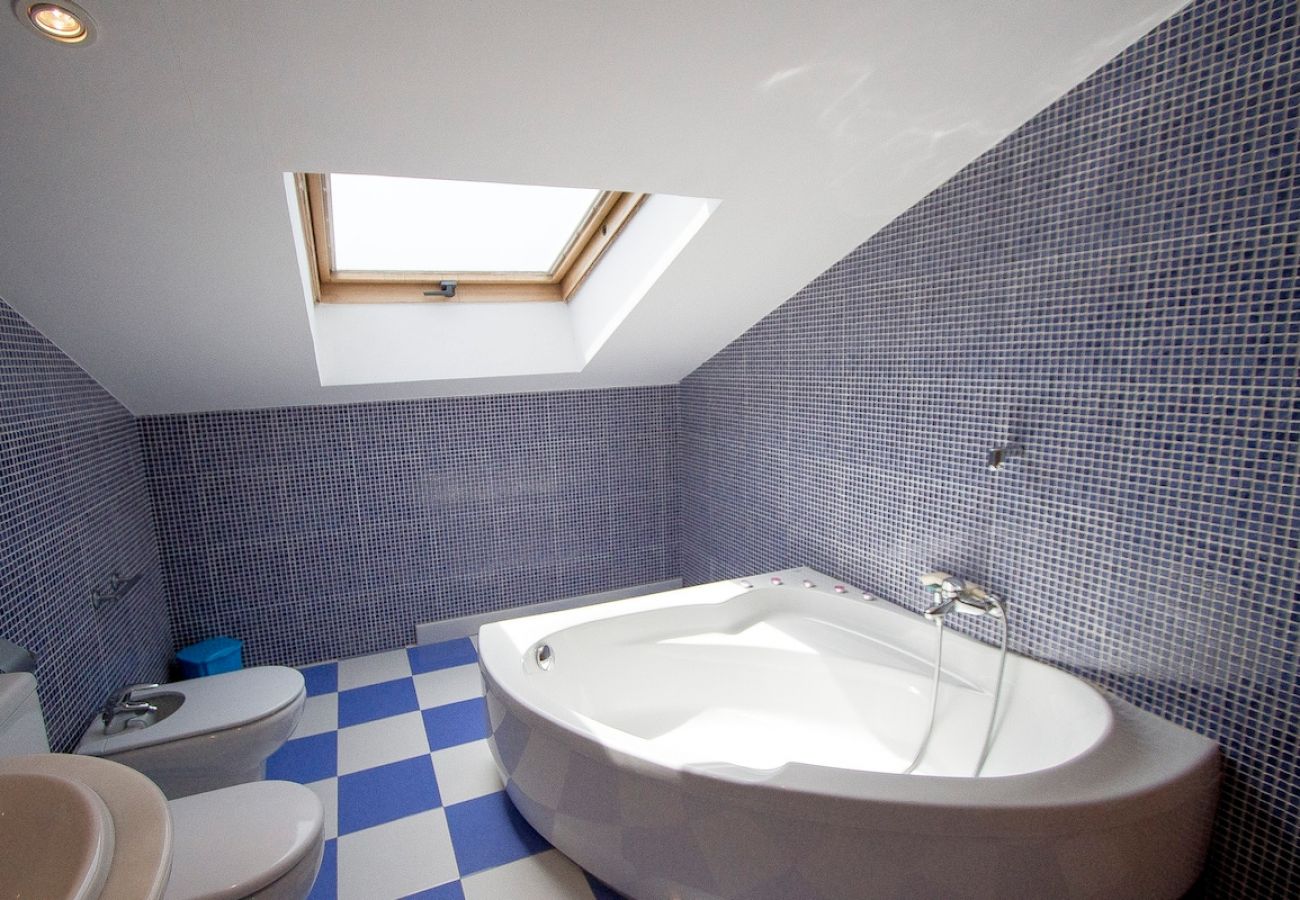 Villa in Torrelles de Llobregat - Nature & Tranquility only 25km from Barcelona 