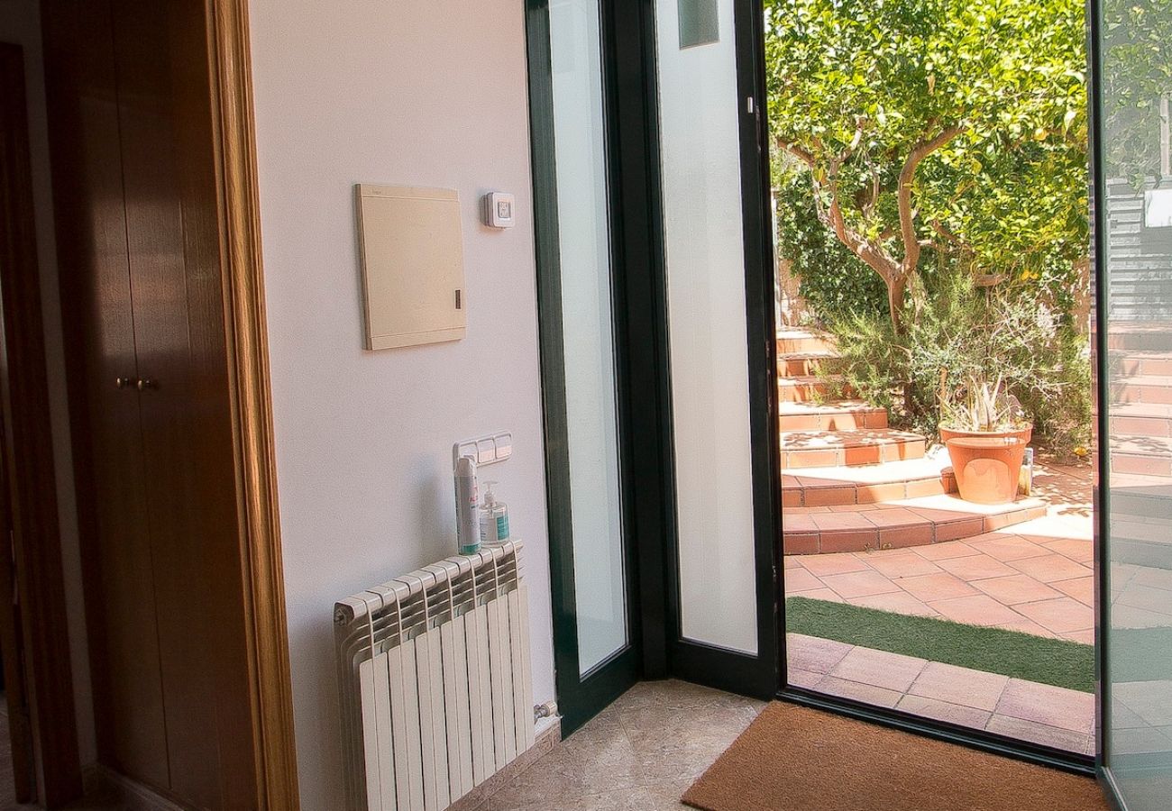 Villa in Torrelles de Llobregat - Nature & Tranquility only 25km from Barcelona 