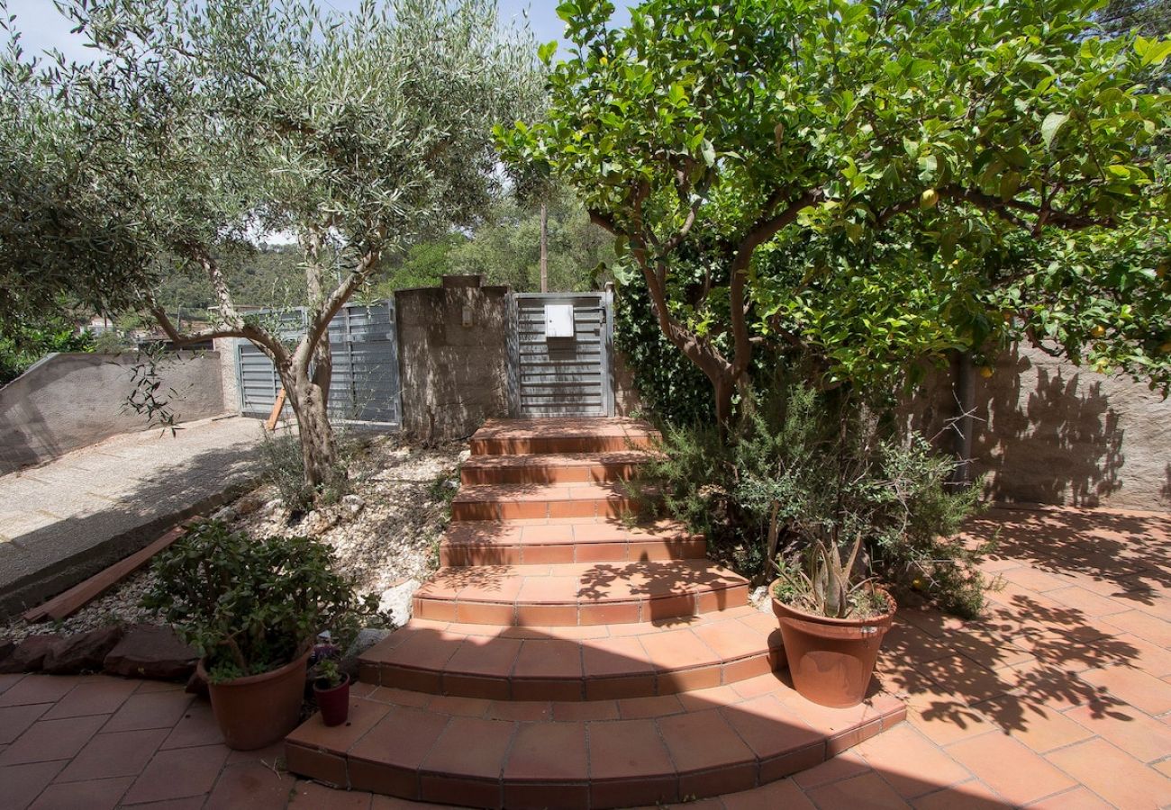 Villa in Torrelles de Llobregat - Nature & Tranquility only 25km from Barcelona 