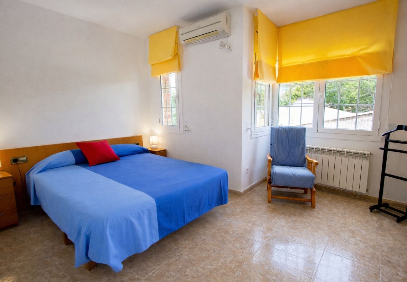 Villa in Torrelles de Llobregat - Nature & Tranquility only 25km from Barcelona 