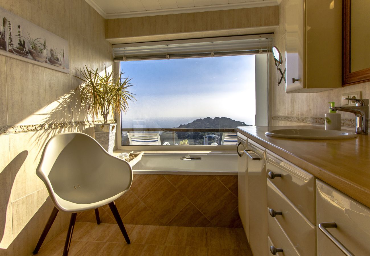 Villa in Malgrat de Mar - Stunning sea views – just 2km to town and beach!