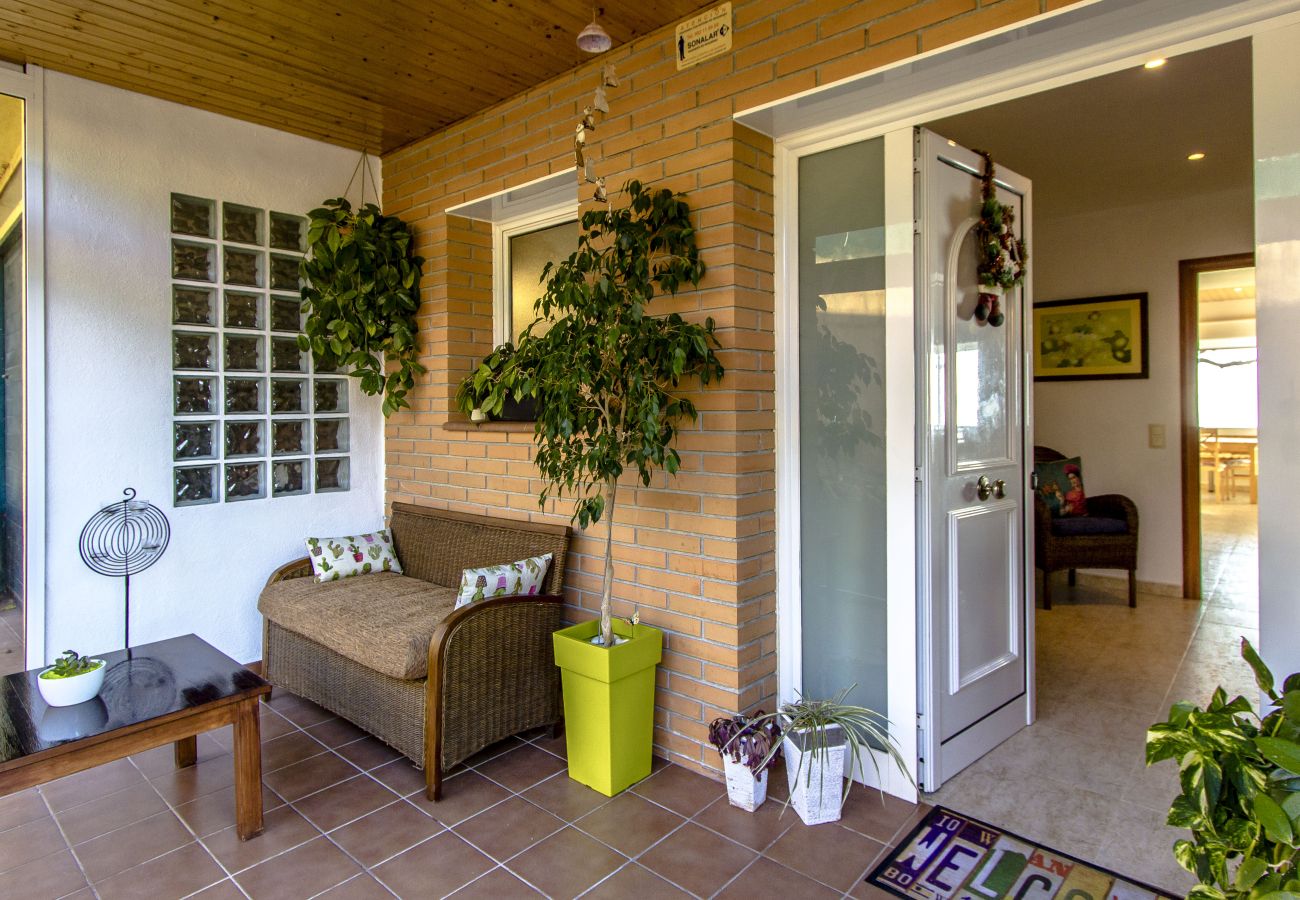 Villa in Malgrat de Mar - Stunning sea views – just 2km to town and beach!