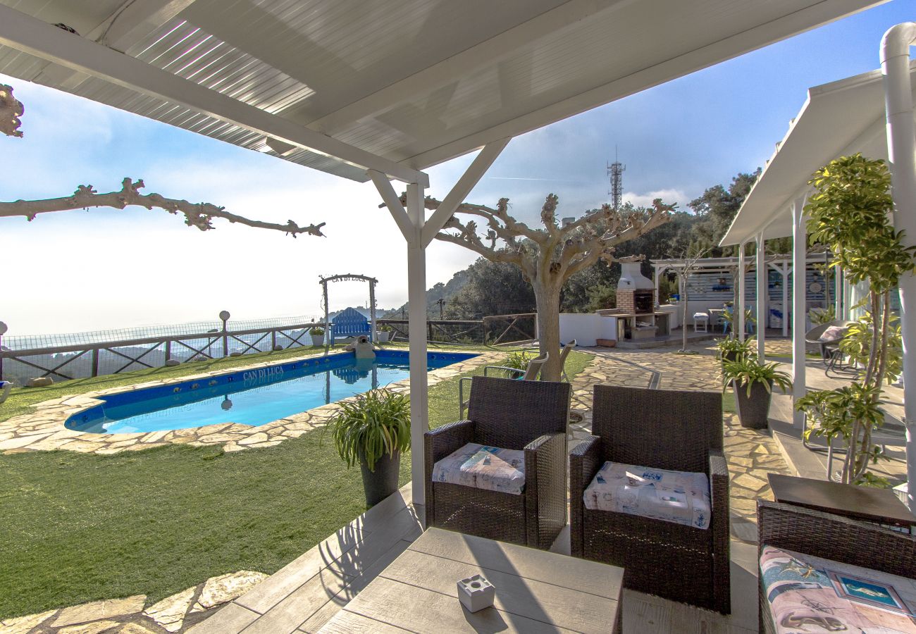 Villa in Malgrat de Mar - Stunning sea views – just 2km to town and beach!