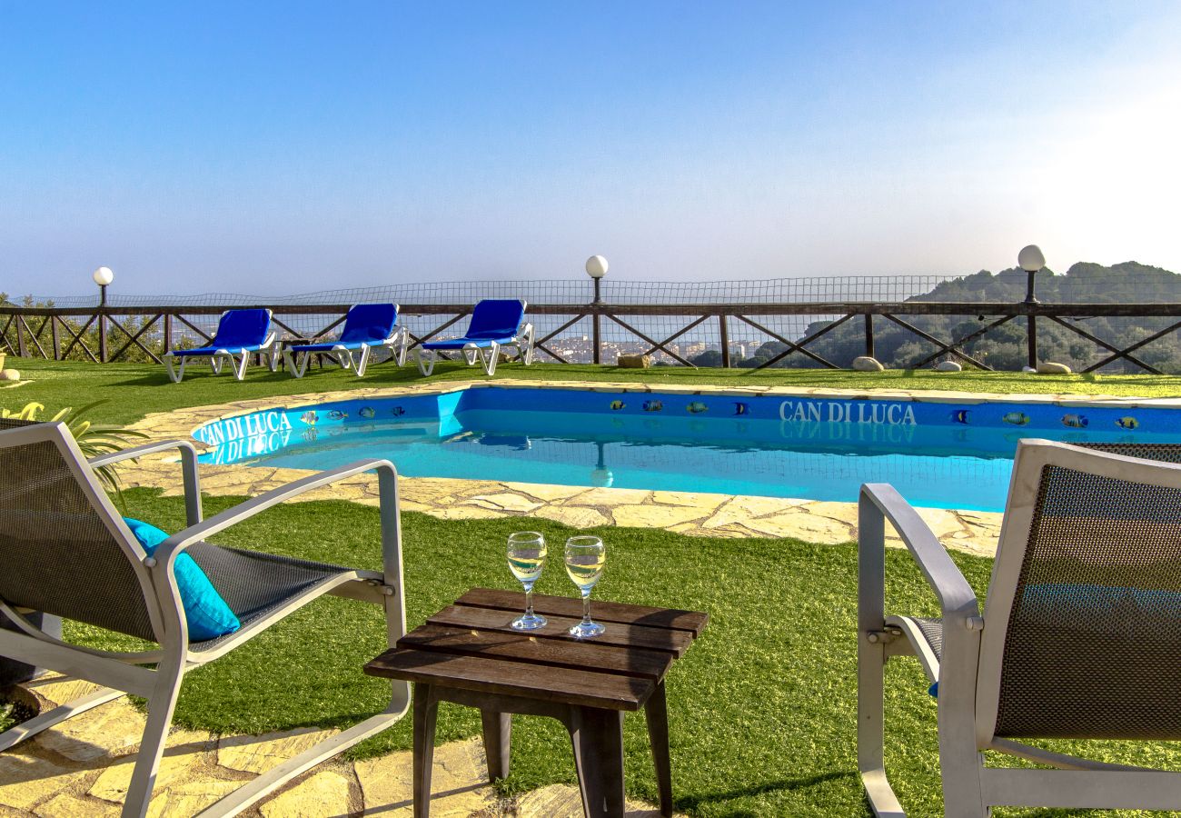 Villa in Malgrat de Mar - Stunning sea views – just 2km to town and beach!