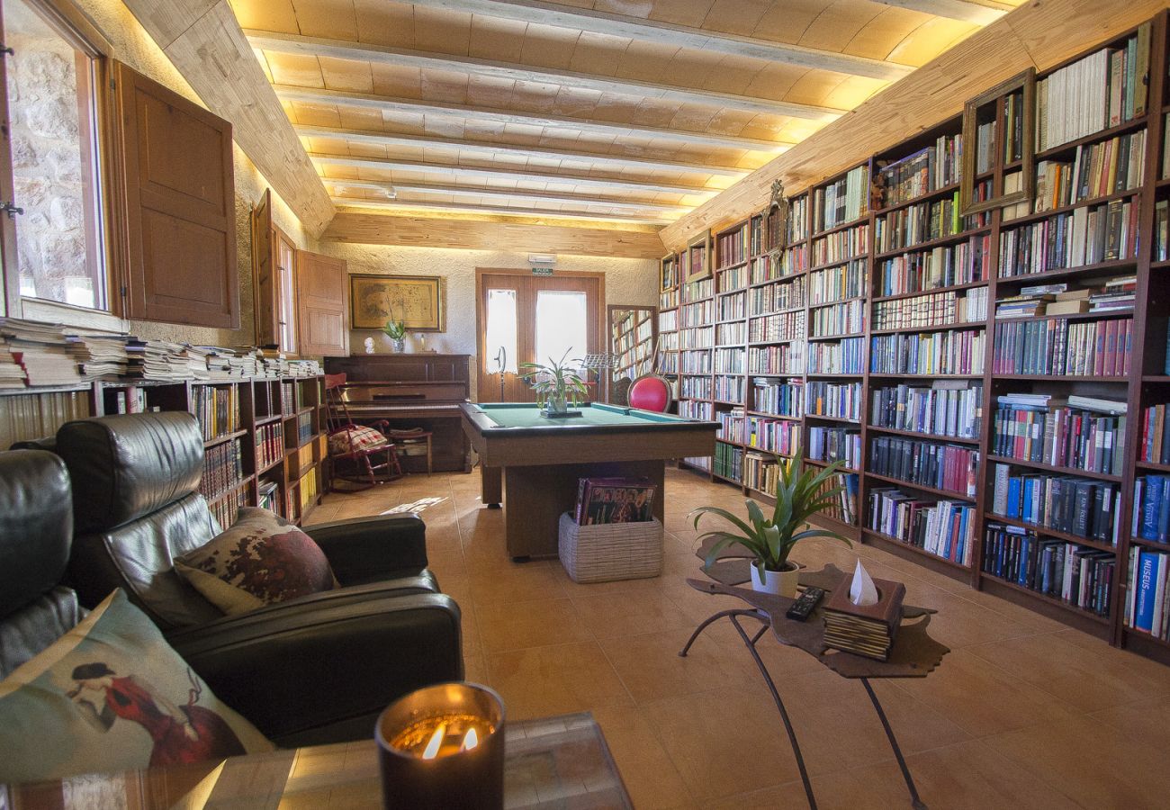 Villa in Rubió - Wow! Boutique hotel converted into a private villa! 