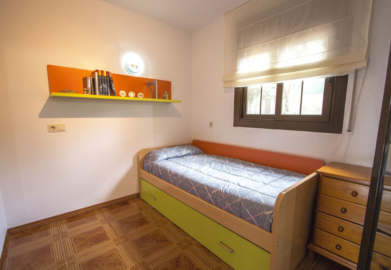 Villa in Sils - Private pool & easy access to BCN & Costa Brava!