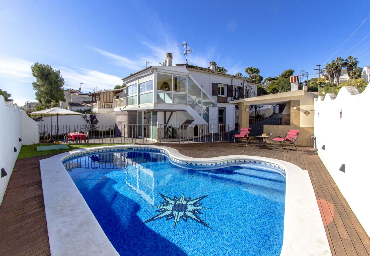 Villa in Cunit - Fab Fun - beach, forest and village center 1km