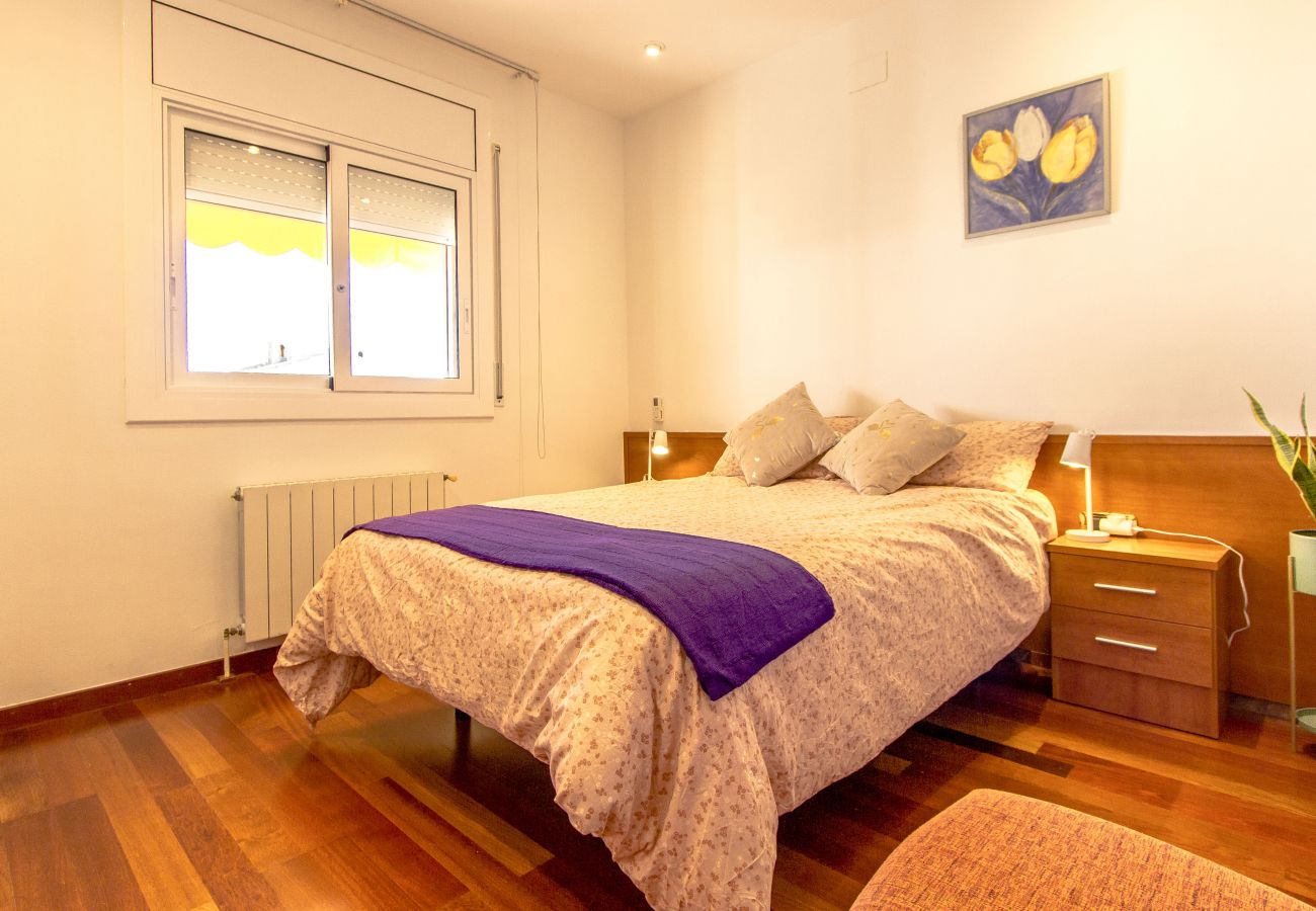 Villa in Cunit - Fab Fun - beach, forest and village center 1km