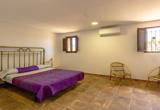Villa in Bigues i Riells - Your own private hotel 30 min to BCN for 25 guests Villa in Bigues i Riells - Your own private hotel 30 min to BCN for 25 guests