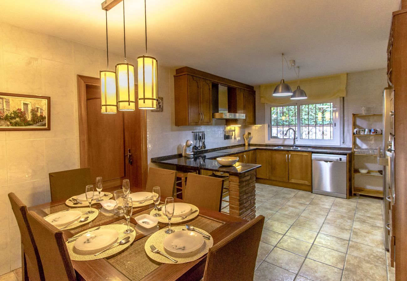Villa in Sant Celoni -  Mediterranean Sanctuary w/ pool & JACUZZI near BCN