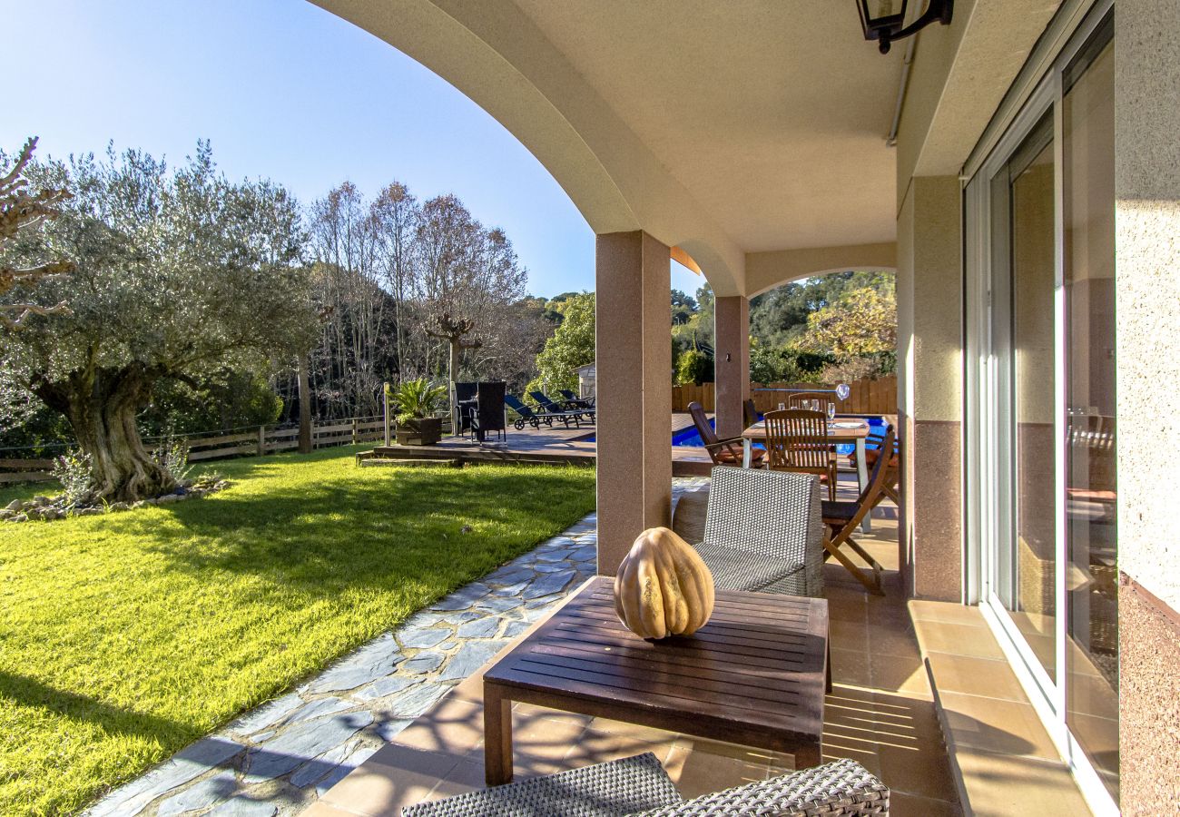 Villa in Sant Celoni -  Mediterranean Sanctuary w/ pool & JACUZZI near BCN