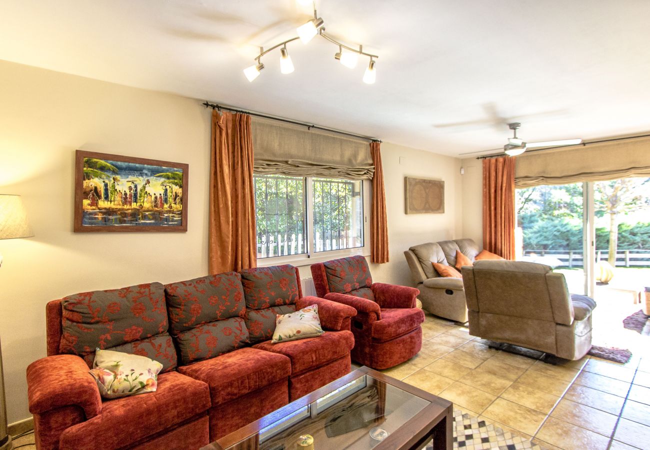 Villa in Sant Celoni -  Mediterranean Sanctuary w/ pool & JACUZZI near BCN