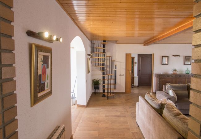 Villa in Sant Pau d’Ordal - Indoor AND outdoor pools, Sauna, Gym, Games Area Villa in Sant Pau d’Ordal - Indoor AND outdoor pools, Sauna, Gym, Games Area