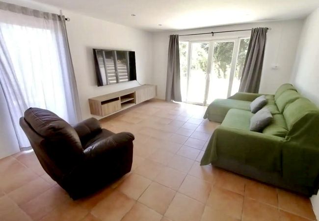 Villa in Tordera - Ultimate tranquility in rural Costa Brava!