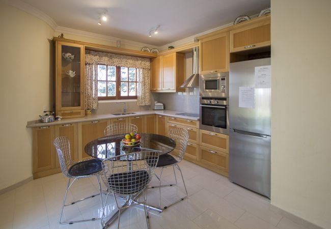 Villa in Alcover - Close to Salou and just steps from the village! Villa in Alcover - Close to Salou and just steps from the village!
