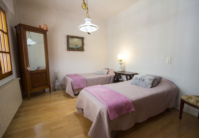 Villa in Alcover - Close to Salou and just steps from the village! Villa in Alcover - Close to Salou and just steps from the village!