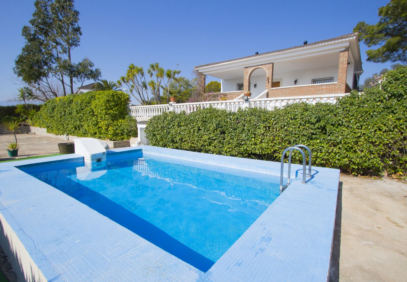 Villa in Tortosa - Villa Tortosa, only 20km to Costa Dorada beaches! 
