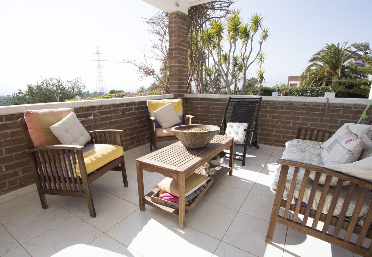Villa in Tortosa - Villa Tortosa, only 20km to Costa Dorada beaches! 