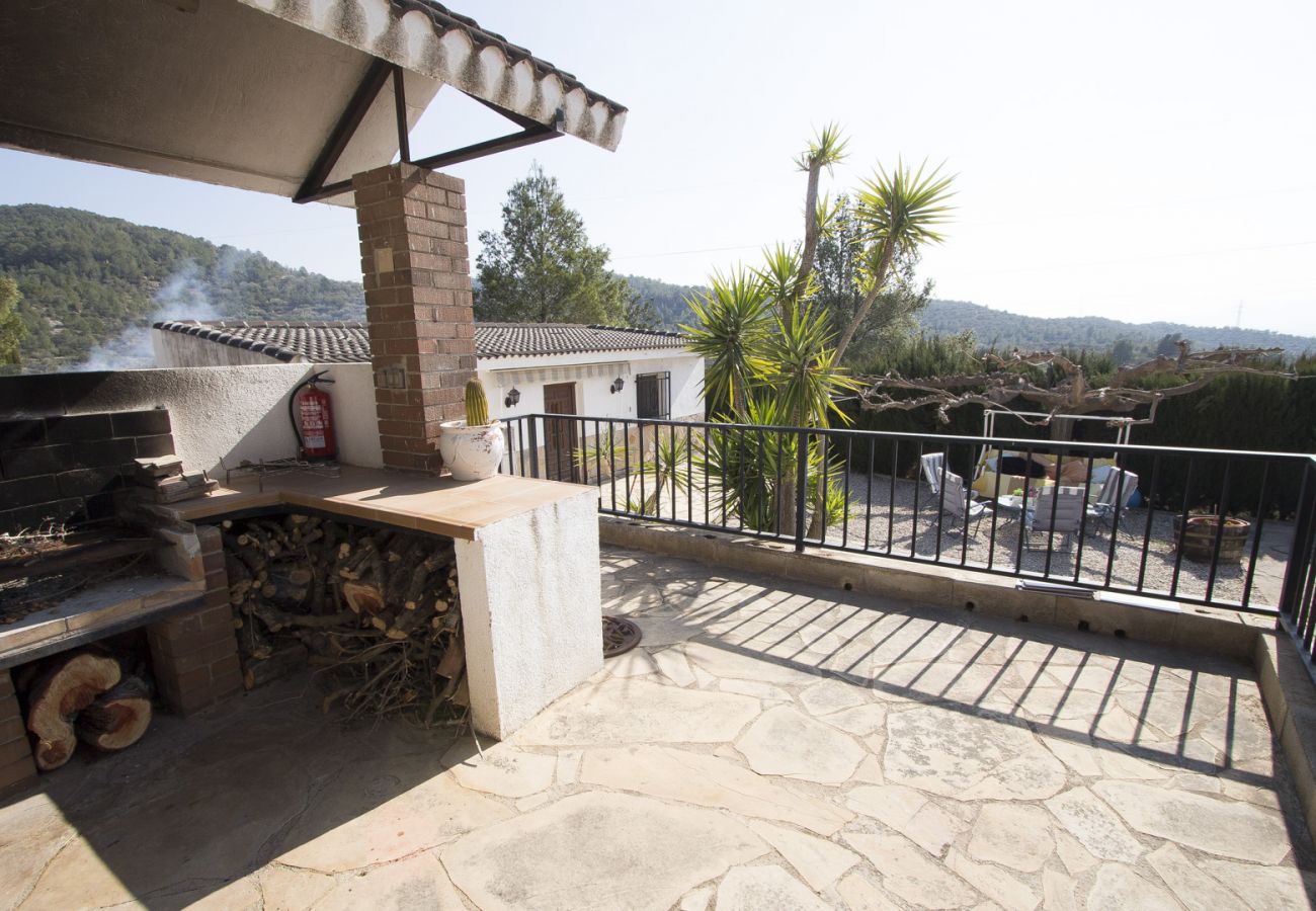 Villa in Tortosa - Villa Tortosa, only 20km to Costa Dorada beaches! 