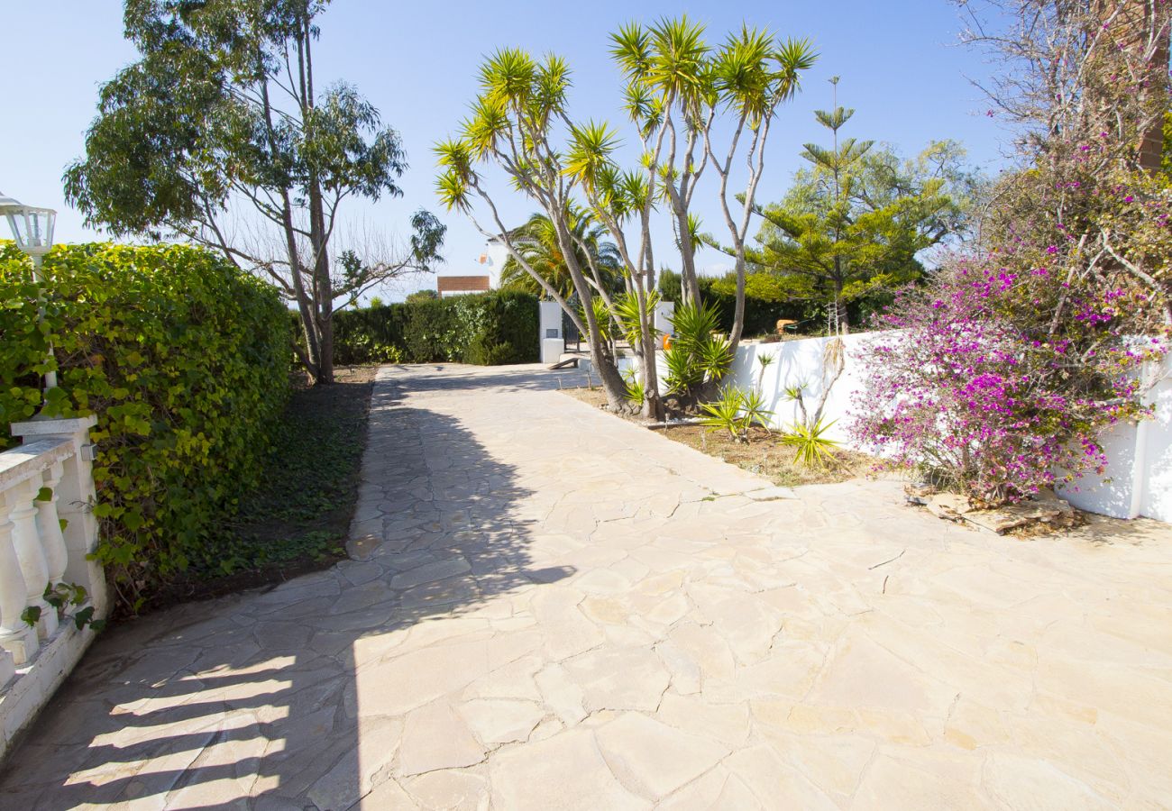 Villa in Tortosa - Villa Tortosa, only 20km to Costa Dorada beaches! 