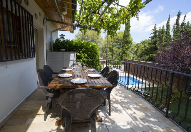 Villa in Cervelló - Private paradise - hop, skip or jump to Barcelona!