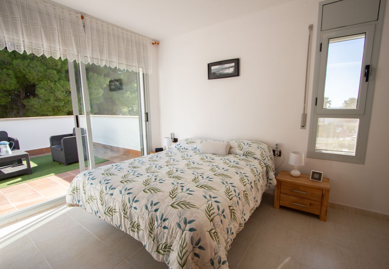 Villa in Calafell - Your ideal family villa just 1 km to beach!