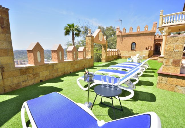 Villa in Málaga - Málaga Castle: 3.5km’s to beach and city center