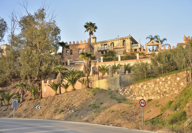 Villa in Málaga - Málaga Castle: 3.5km’s to beach and city center