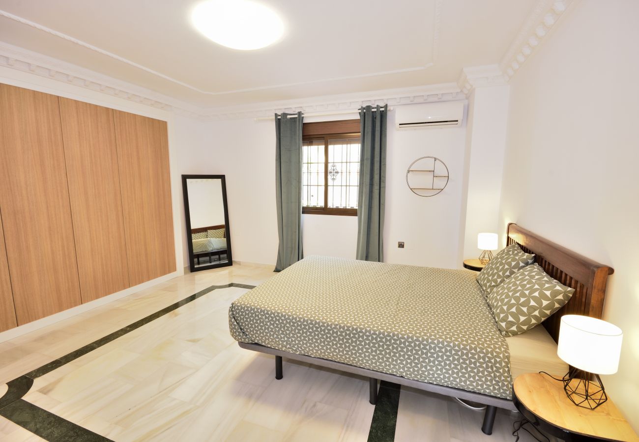 Villa in Málaga - Málaga Castle: 3.5km’s to beach and city center