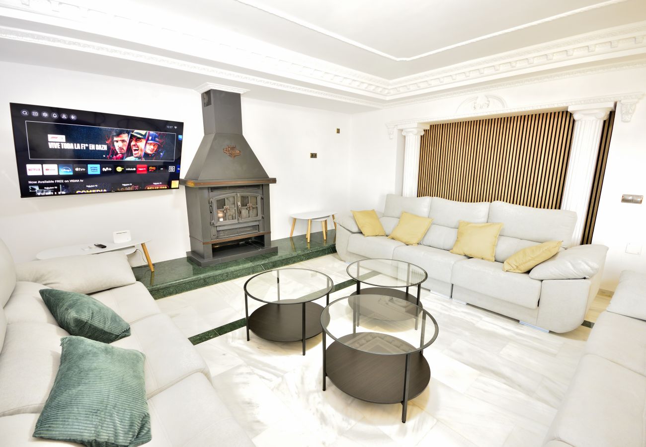 Villa in Málaga - Málaga Castle: 3.5km’s to beach and city center