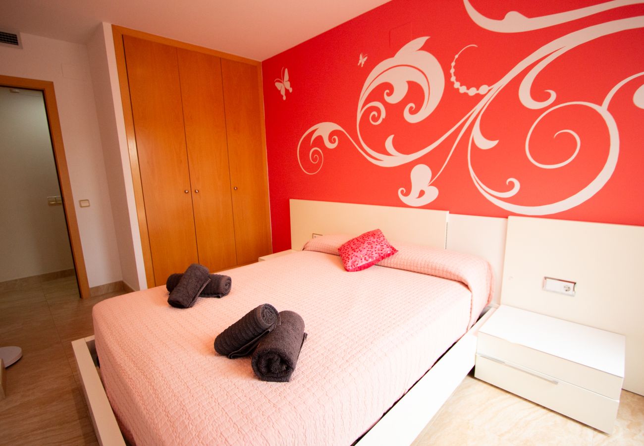 Villa in El Perelló - Tranquil Paradise, Private Pool - only 200m to beach! 