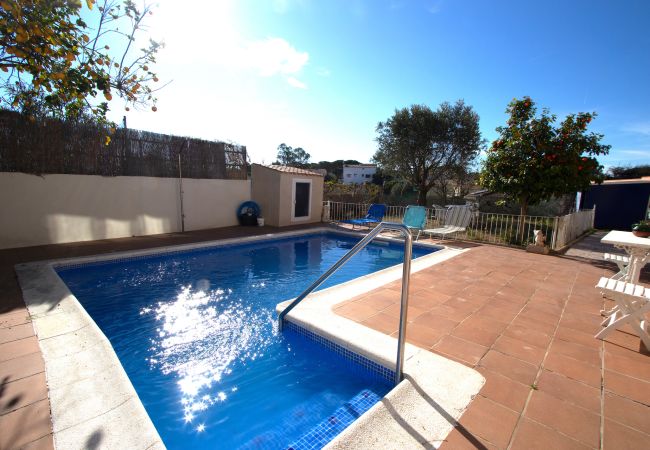 Villa in Blanes - Heart of Costa Brava and 2.7 km's to beach!