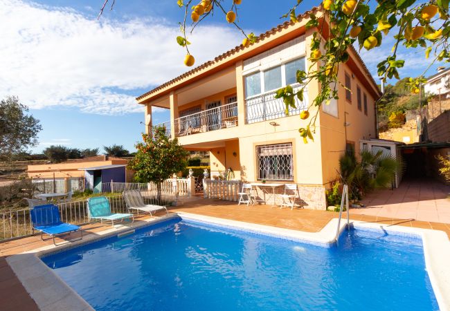 Villa in Blanes - Heart of Costa Brava and 2.7 km's to beach!