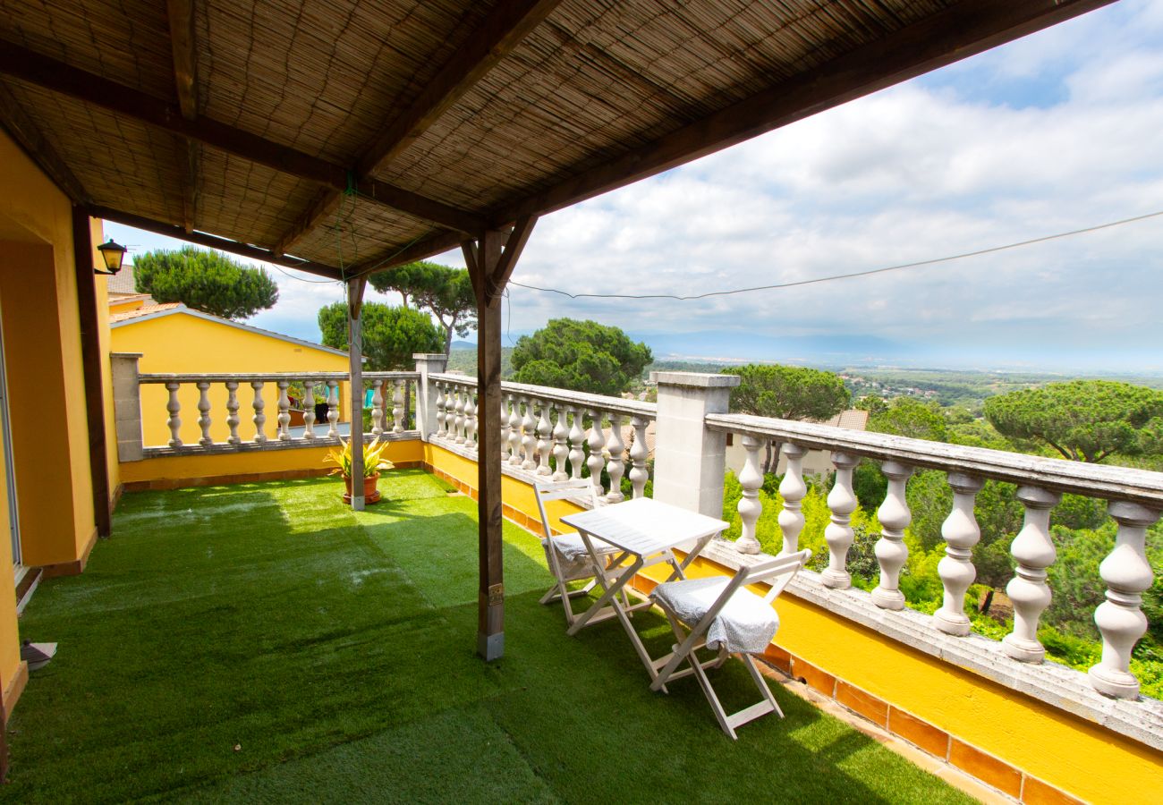 Villa in maçanet de la selva - 2 Private Abodes in One Magnificent Villa!