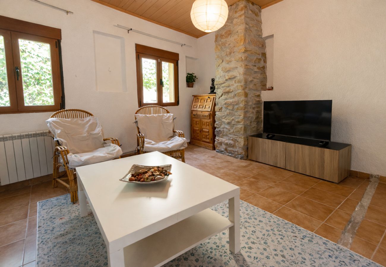 Villa in maçanet de la selva - 2 Private Abodes in One Magnificent Villa!