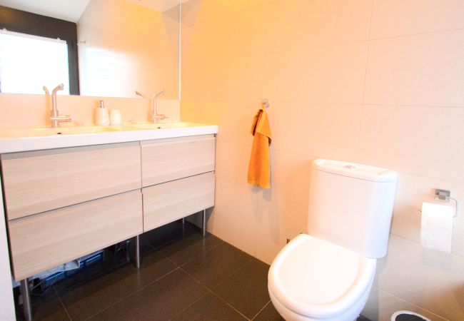 Villa in Sils - Super Modern Magnificence Costa Brava! Villa in Sils - Super Modern Magnificence Costa Brava!