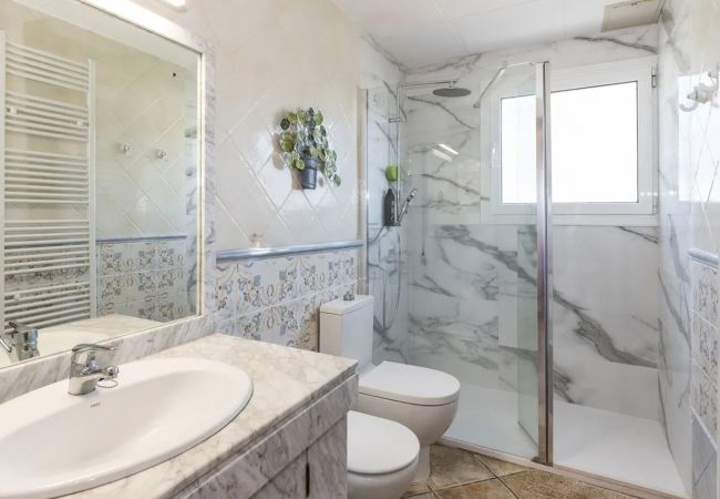 Villa in Cunit - Traditional Elegance 1km to beach Villa in Cunit - Traditional Elegance 1km to beach