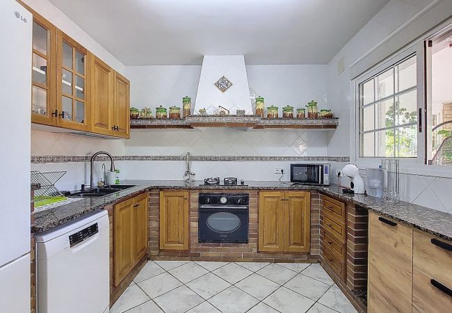 Villa in Cunit - Traditional Elegance 1km to beach Villa in Cunit - Traditional Elegance 1km to beach