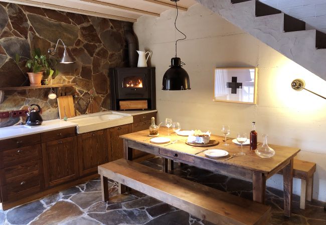 Villa in Argentona - Winter Cozy with Jacuzzi & Fire 27km to Barcelona! Villa in Argentona - Winter Cozy with Jacuzzi & Fire 27km to Barcelona!