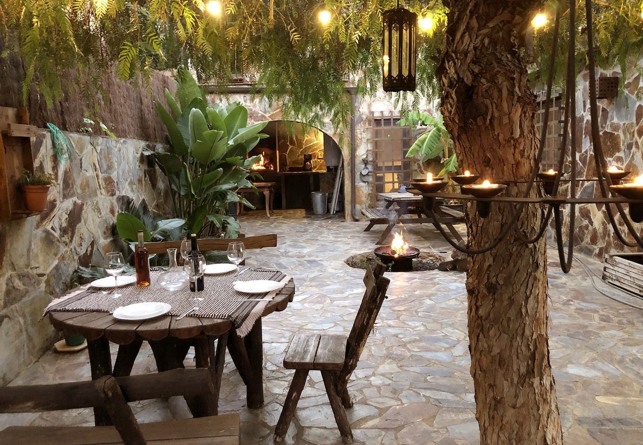 Villa in Argentona - Winter Cozy with Jacuzzi & Fire 27km to Barcelona!