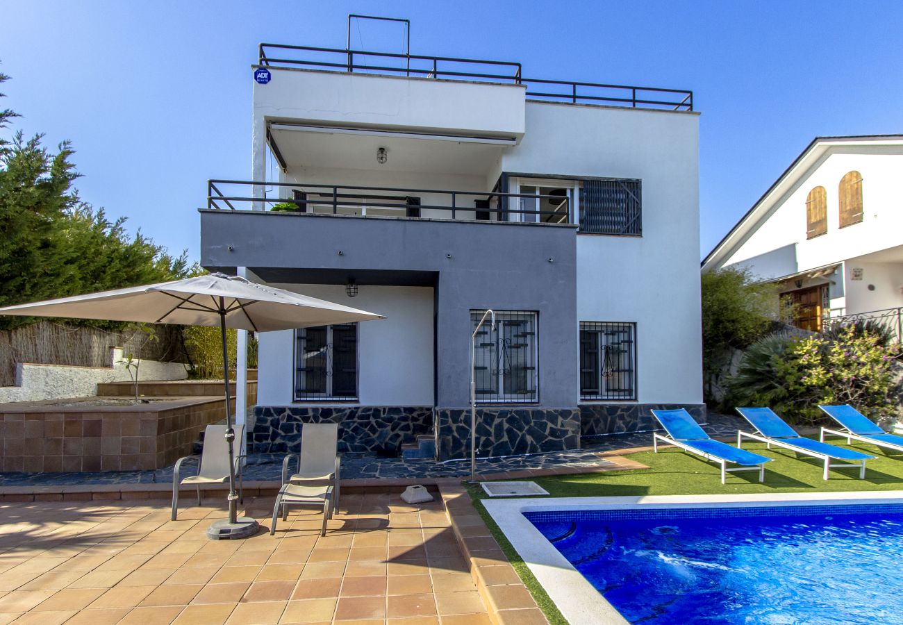 Villa in Sant Pol de Mar - Beautiful Villa in Sant Pol de Mar 60 km from Barcelona