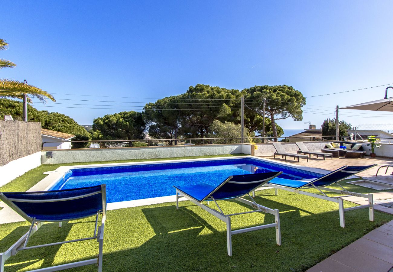 Villa in Sant Pol de Mar - Beautiful Villa in Sant Pol de Mar 60 km from Barcelona