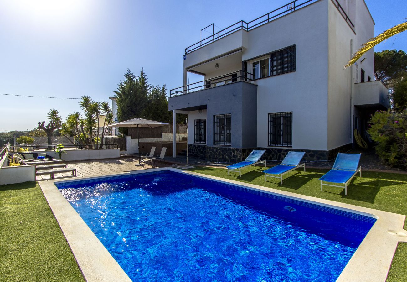 Villa in Sant Pol de Mar - Beautiful Villa in Sant Pol de Mar 60 km from Barcelona