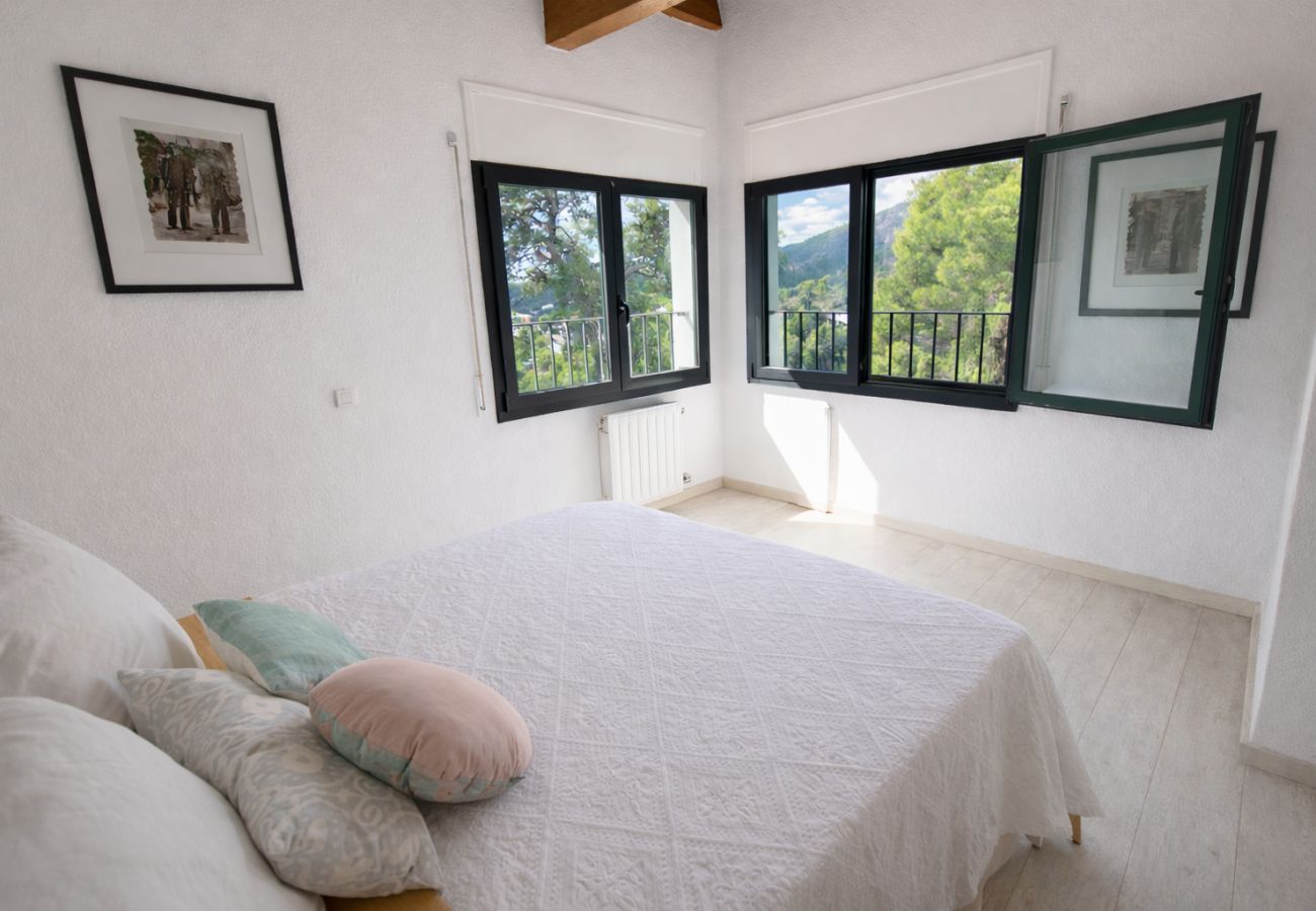 Villa in Castelldefels - Charming Villa 5 min to Beach and 20 min to BCN!