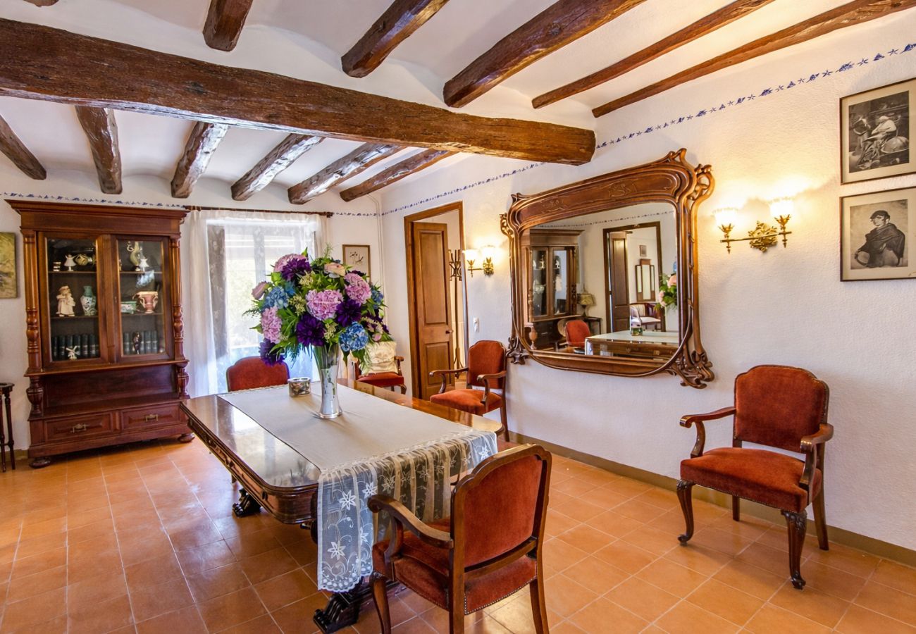 Villa in Santa Oliva - Majestic history for 32 guests, 10km to the beach