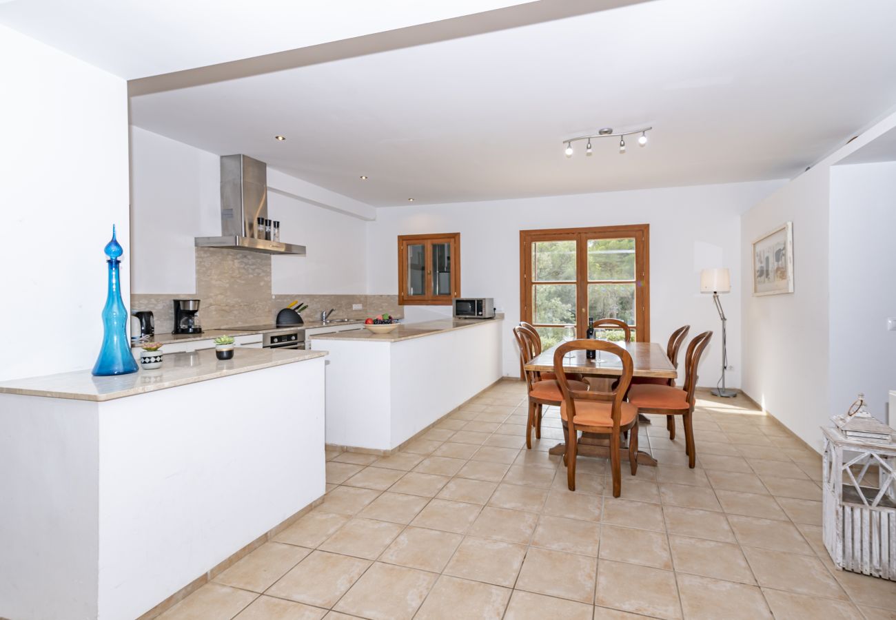 Villa in Arta - Comfortable Mallorcan villa for 6, 9km to beach