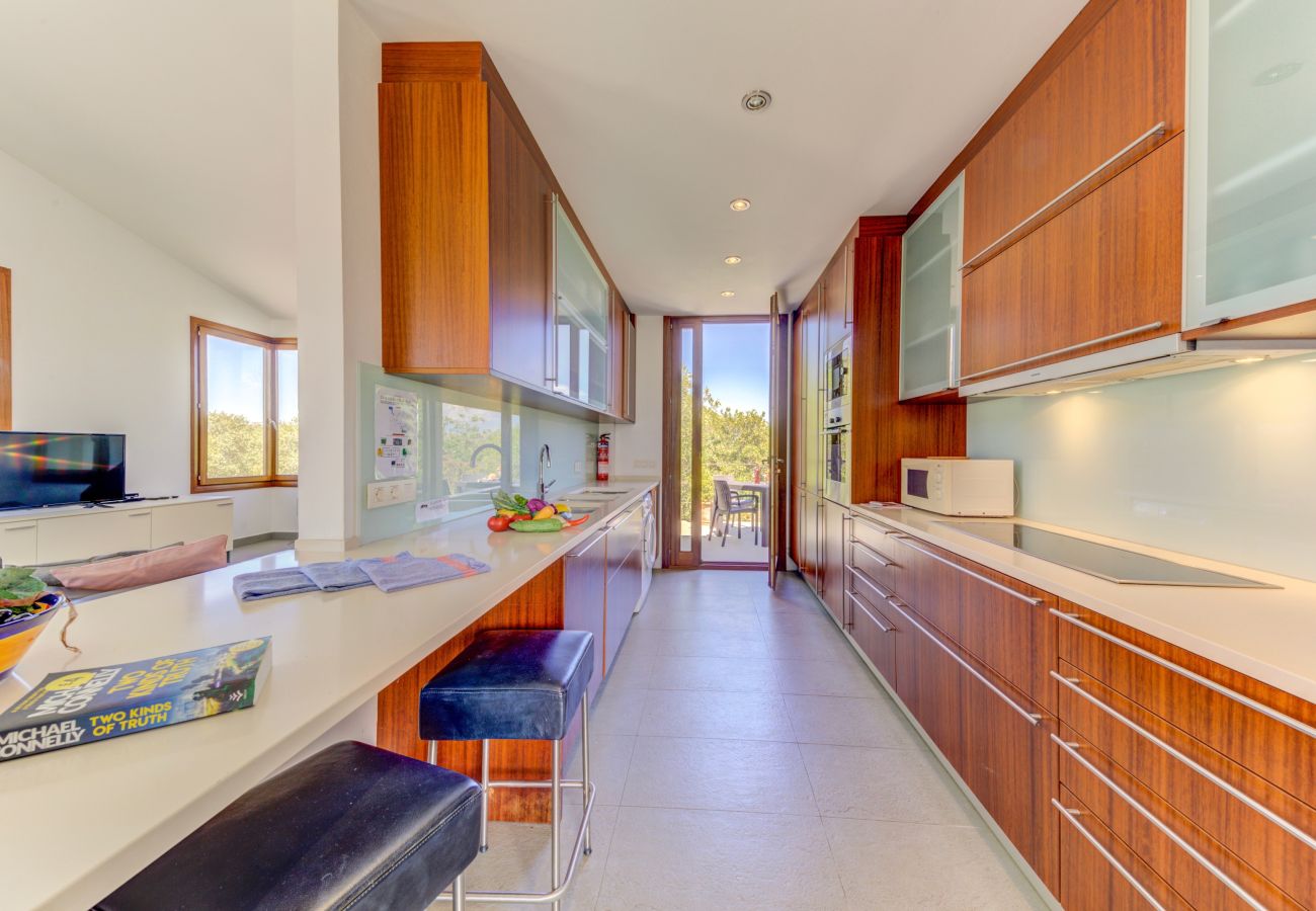 Villa in Alcudia - Beautiful villa with mountain views, 5km to beach