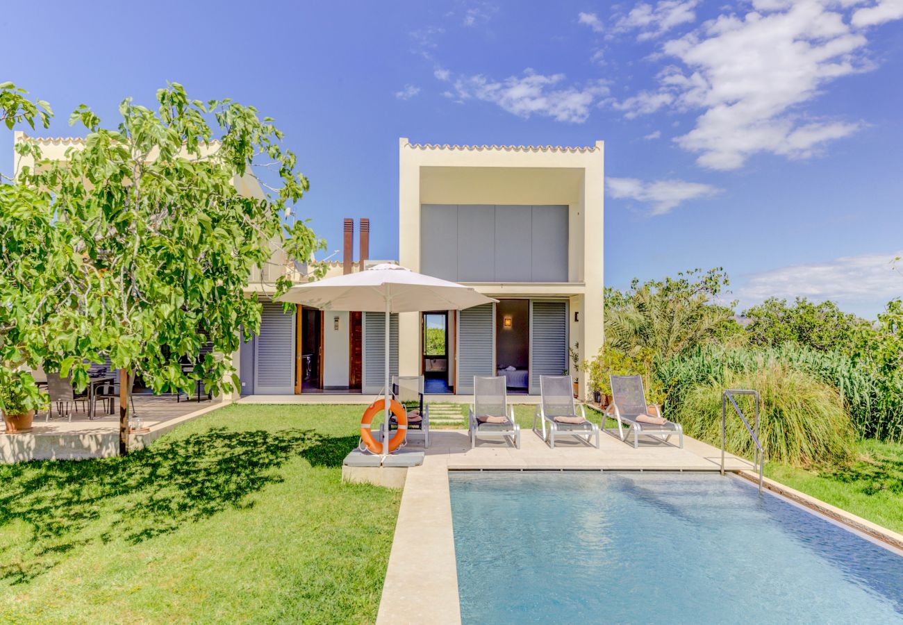 Villa in Alcudia - Beautiful villa with mountain views, 5km to beach