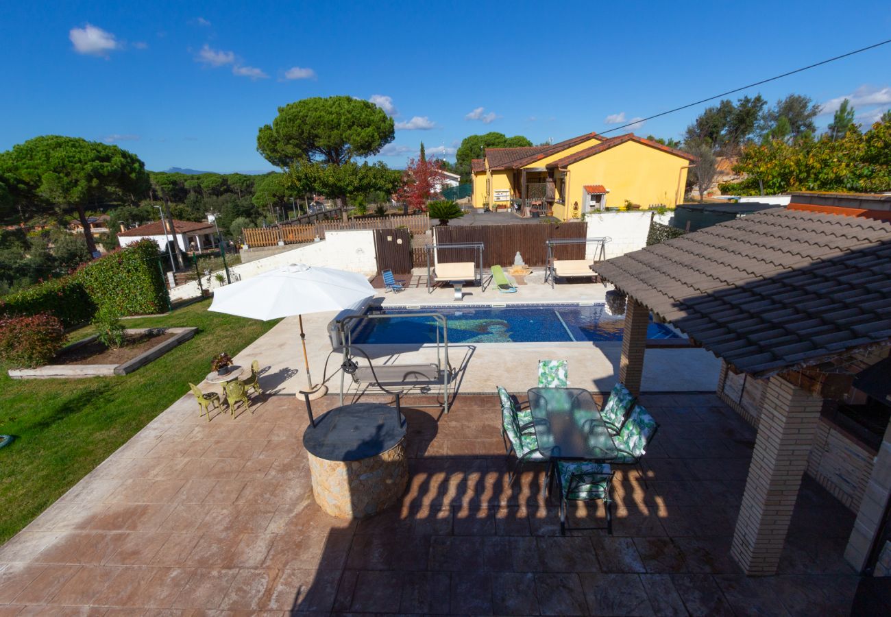 Villa in Sils - Beautiful villa just 25 km from the beach of Lloret de Mar