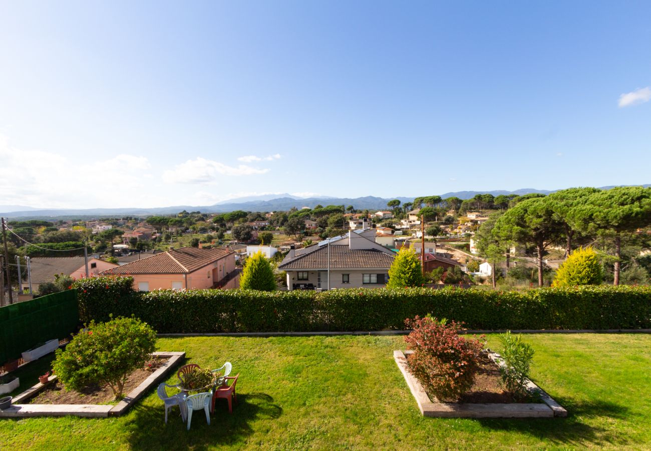 Villa in Sils - Beautiful villa just 25 km from the beach of Lloret de Mar